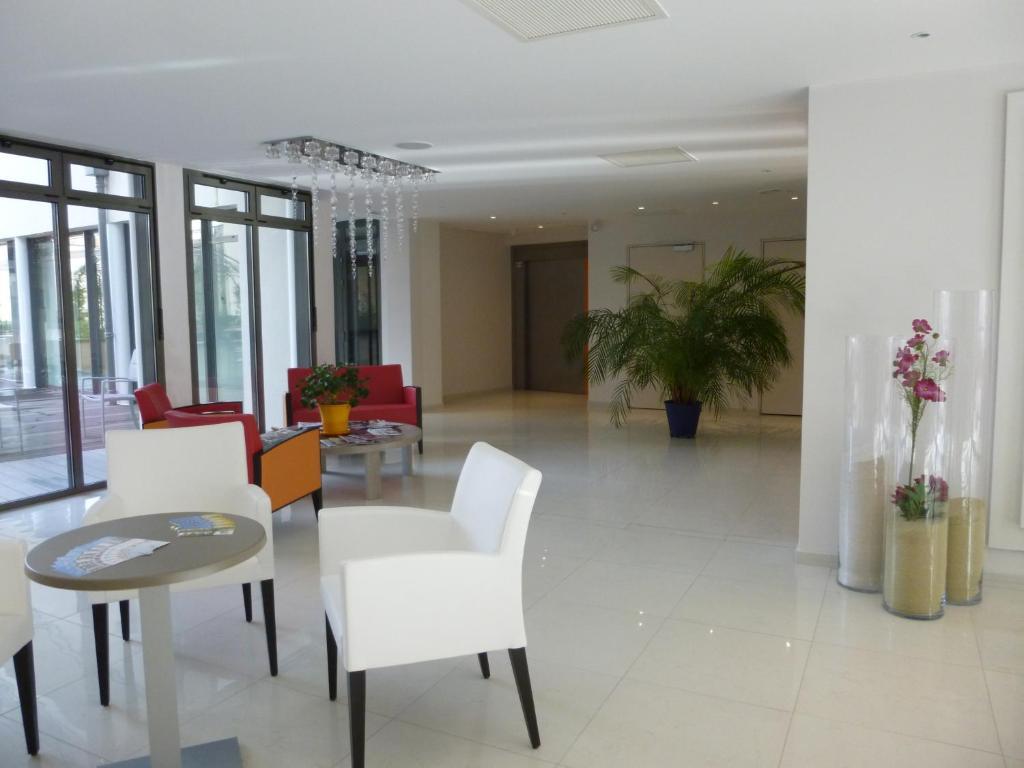 La Residence Therm'Appart Vichy Bagian luar foto